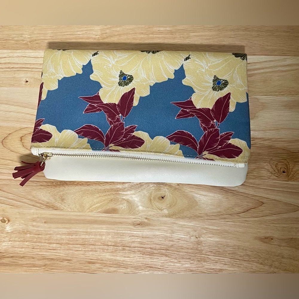 The Rachel Pally Reversible Clutch floral and cream